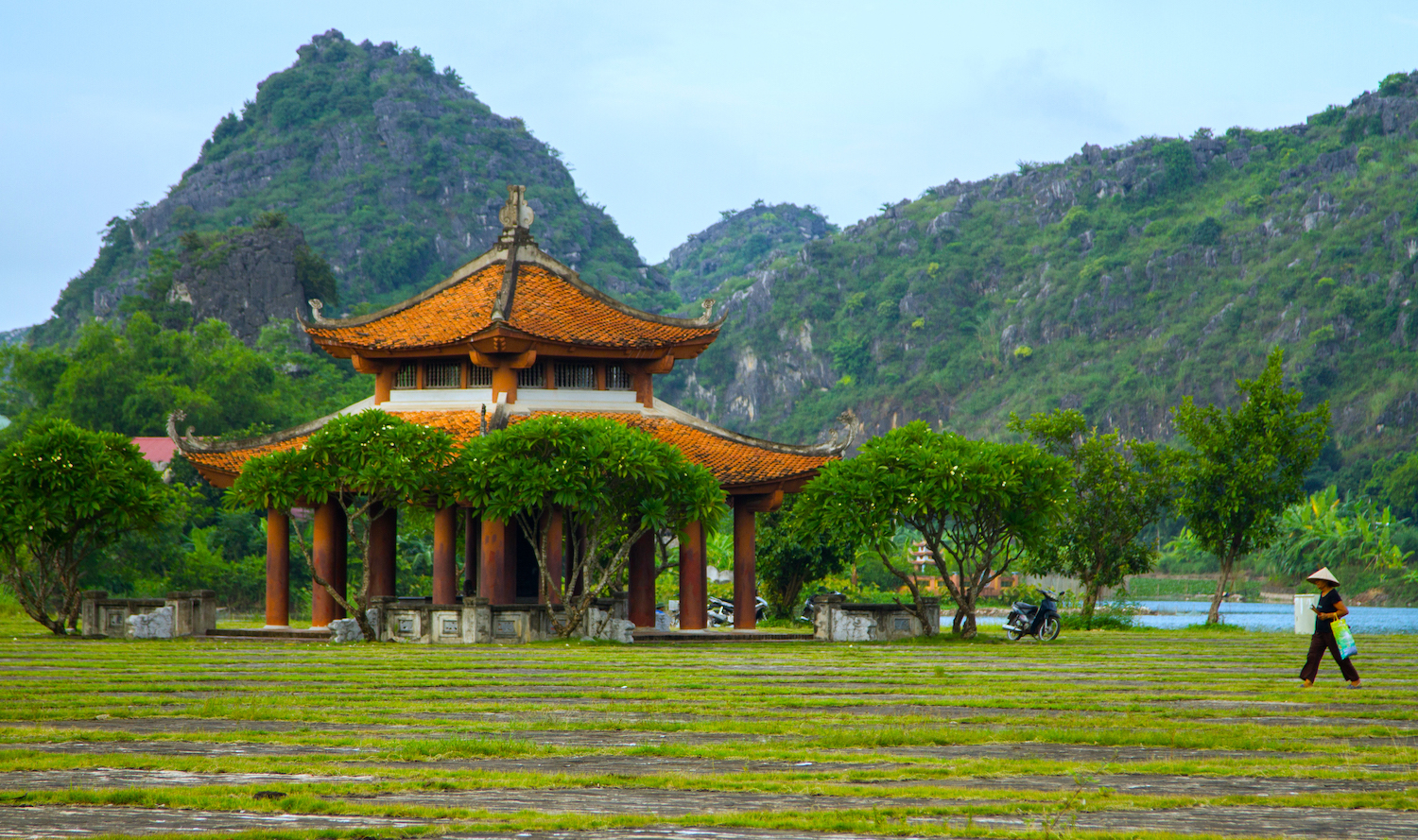 Hoa Lu and Tam Coc Tour from Hanoi wUruOOTW