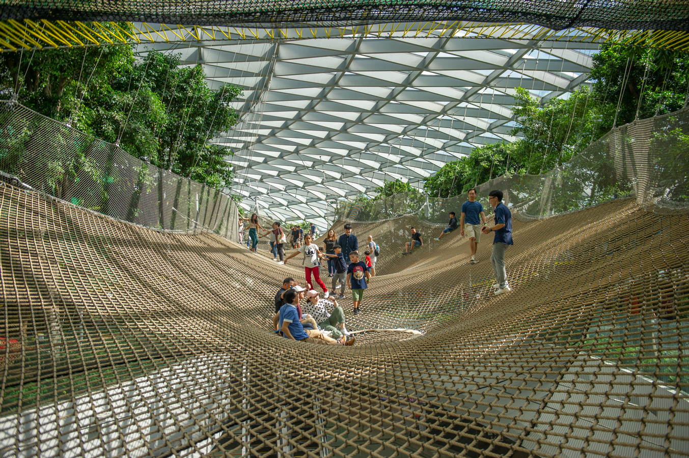 Jewel Changi Airport Attractions Wg4ExRnn