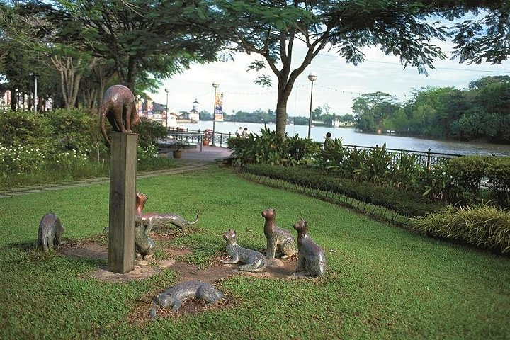 Kuching City Sightseeing Tour with Sarawak Museum 077H3TGU