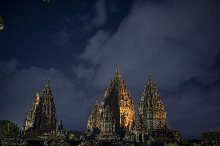 Borobudur temple off-road jeep tours