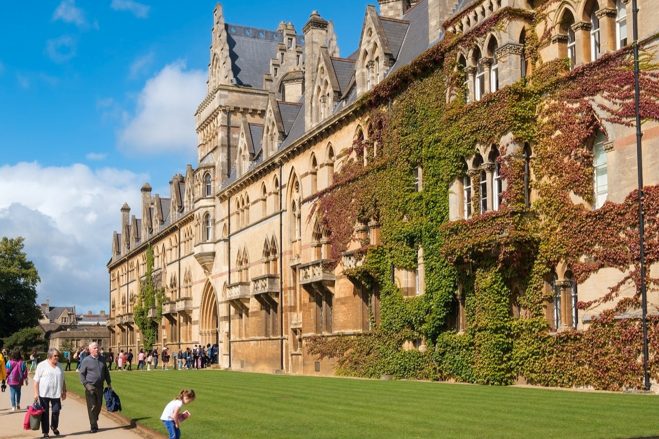 oxford university travel discount