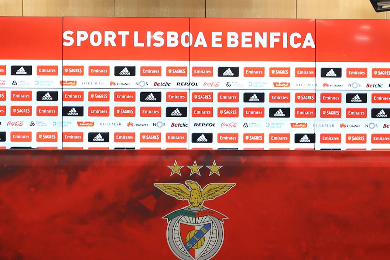 Lisbon: Luz Stadium Tour and SL Benfica Museum Ticket