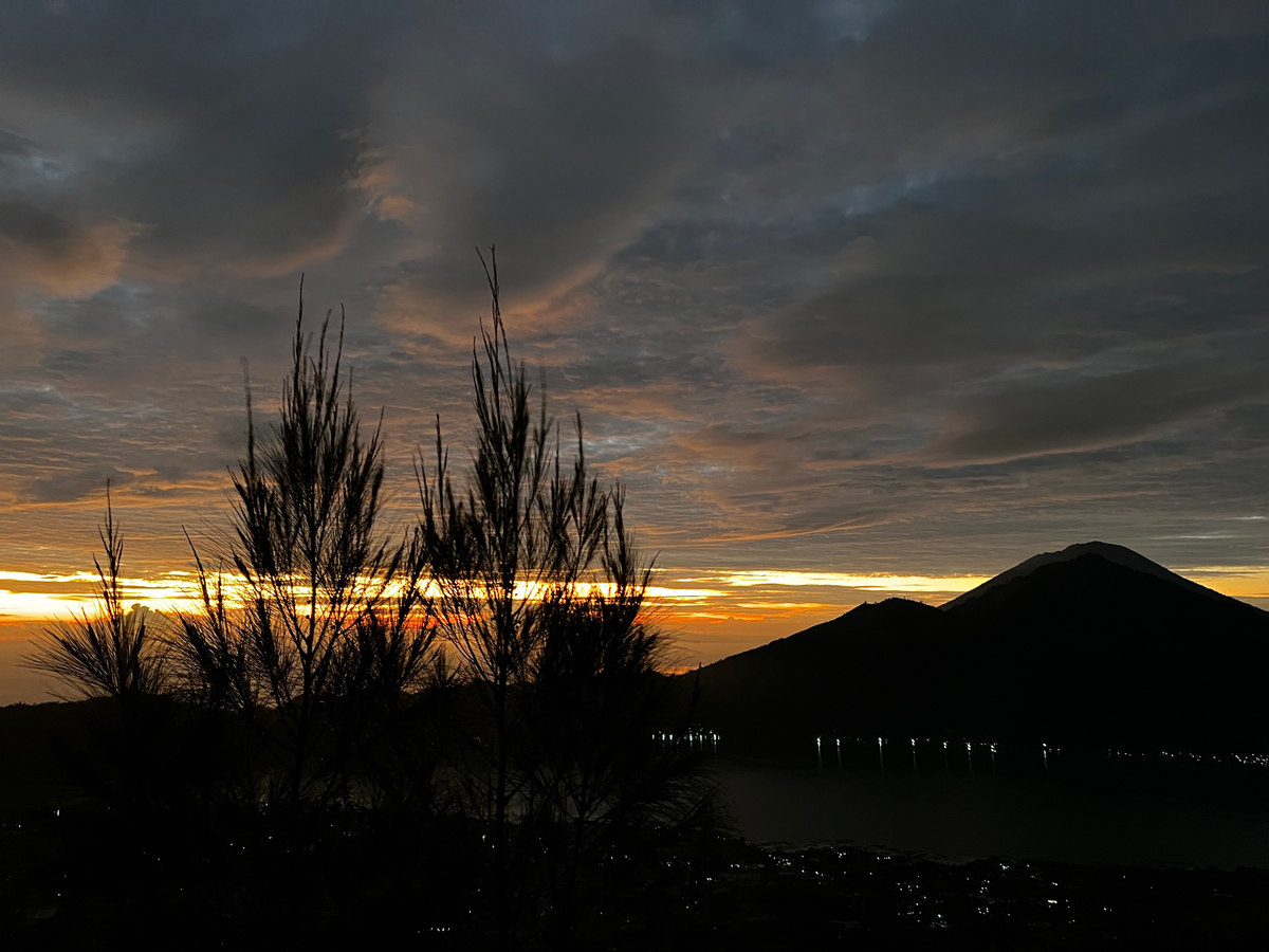 Mount Batur Sunrise Trekking by Your Bali Trekking Tour AkFdzd6l