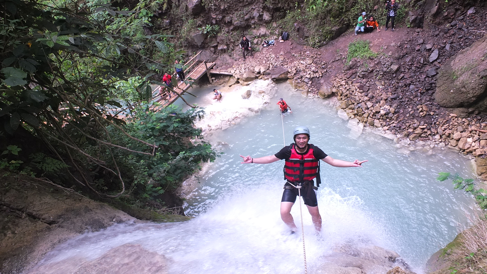 Tiket Waterfall Rappeling Harga Promo - tiket.com