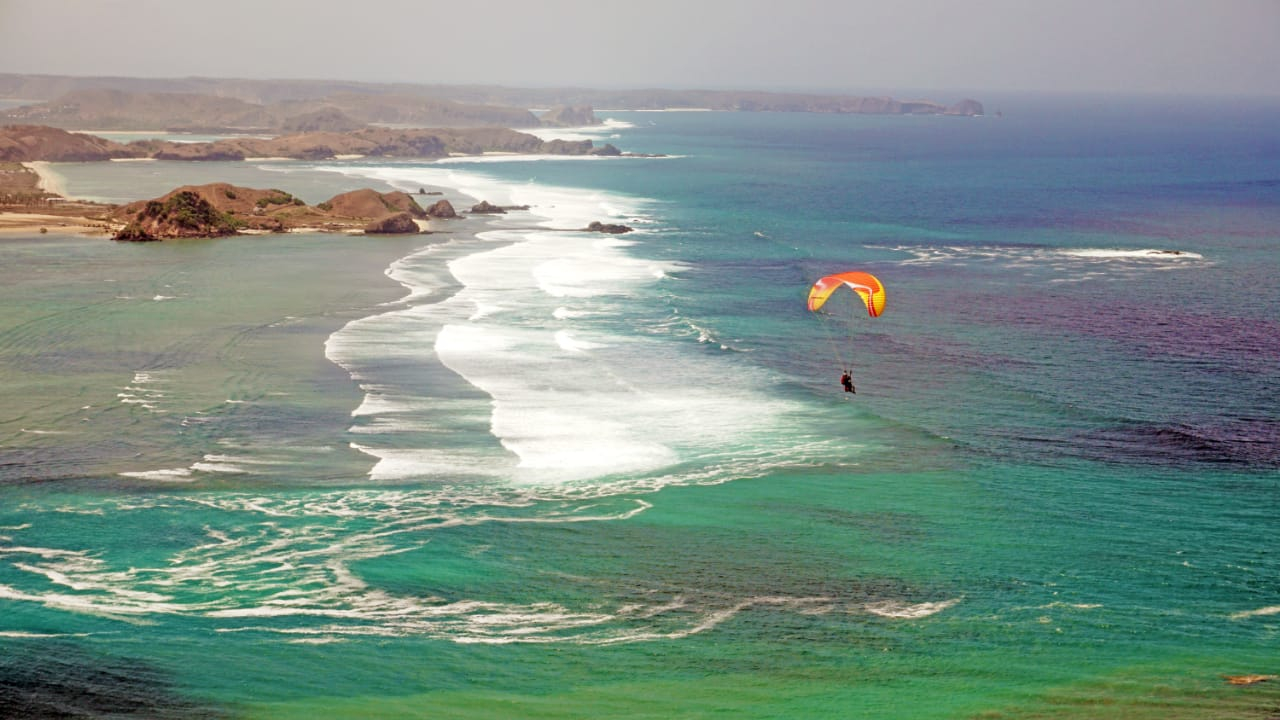 Lombok Parafly Tandem Paragliding Package XcBYexZa