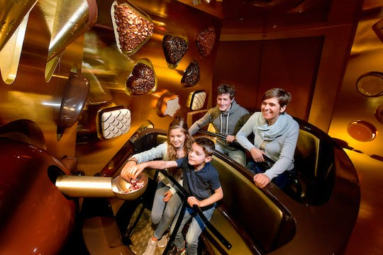 Swiss Chocolate Adventure experience at Swiss Museum of Transport in Lucerne ikXWeeIv-backdrop