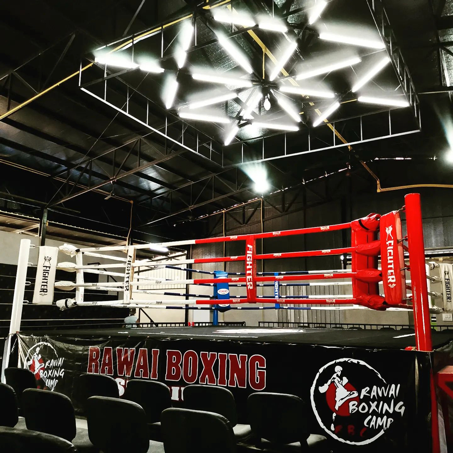 Phuket Friday Night Muay Thai Fight at Rawai MuayThai Boxing Camp 8YVdNbQv