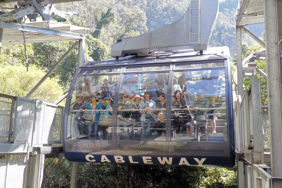 All-Inclusive Blue Mountains Cruise & Tour with Lunch EUrESnKM