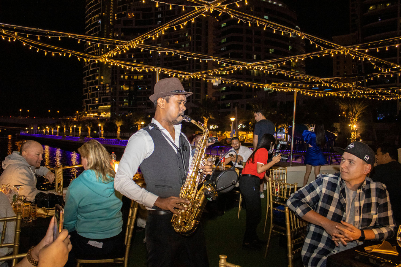Sunset or Dinner Cruise with Live Music & Open Bar XEqfiVWY