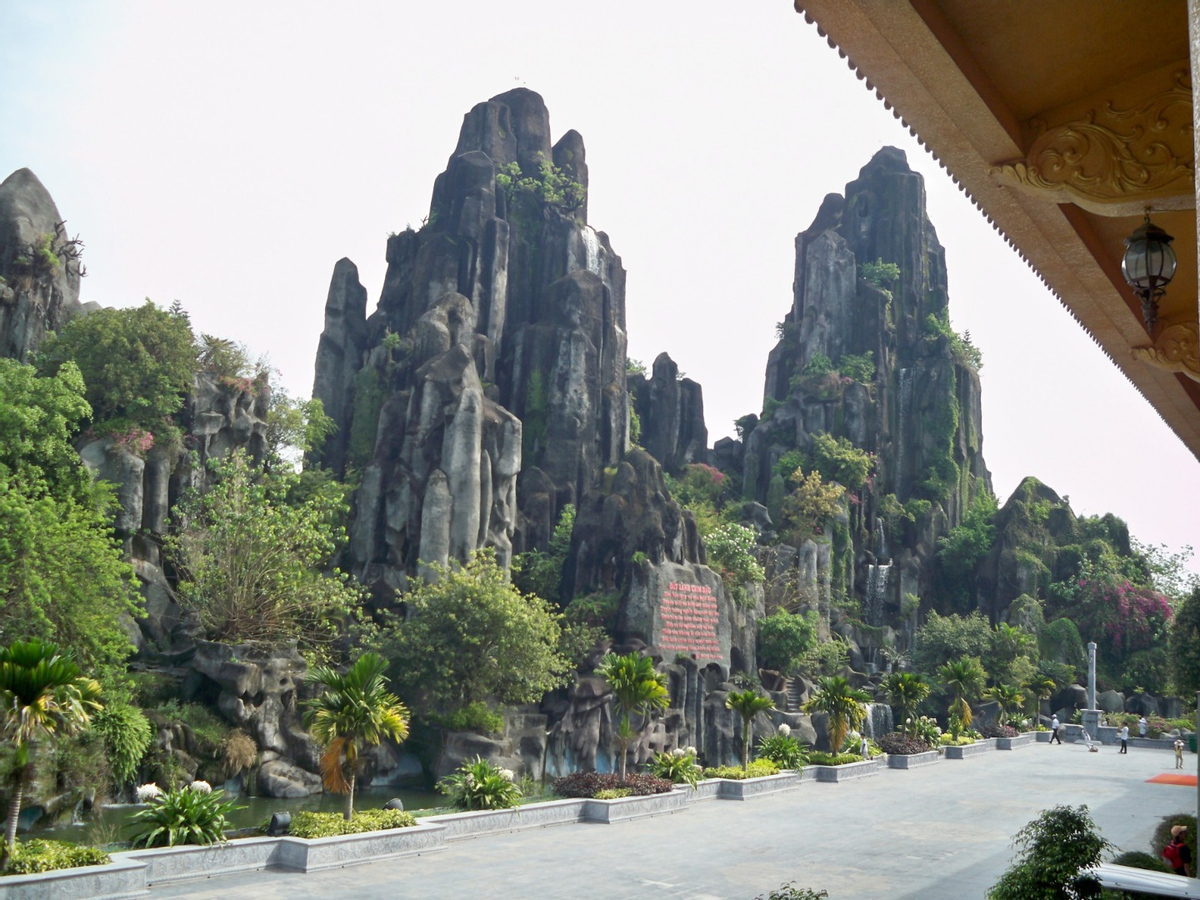 Da Nang City & My Khe Beach Private Day Tour with AnSpa Experience XfXCXRJs