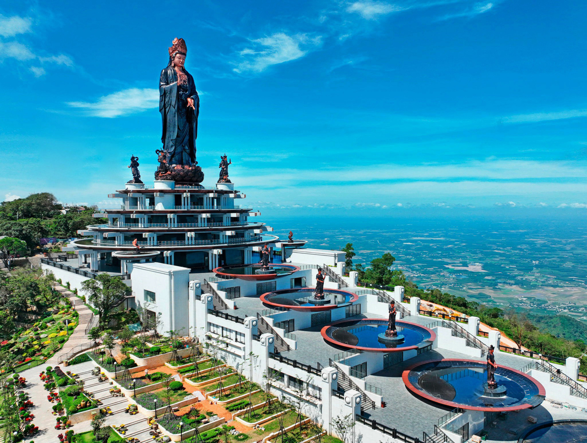 Cu Chi Tunnels, Cao Dai & Black Virgin Mountain Day Tour from HCM LFklHJsC