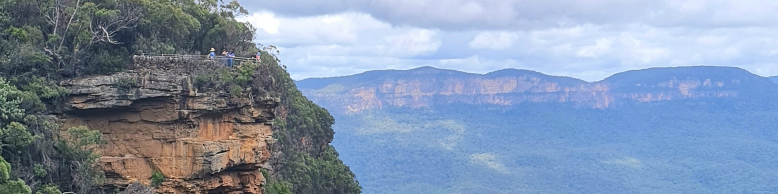 Blue Mountains Day Tour with Waterfall Walk and Social Picnic Lunch Idg8YjUA