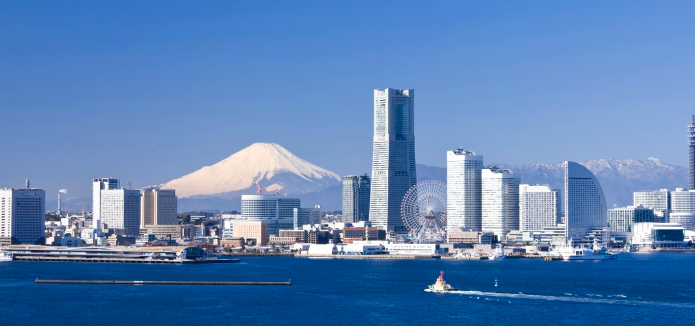 Yokohama Private & Personalized Introductory Tour with a Local Skyn2INs