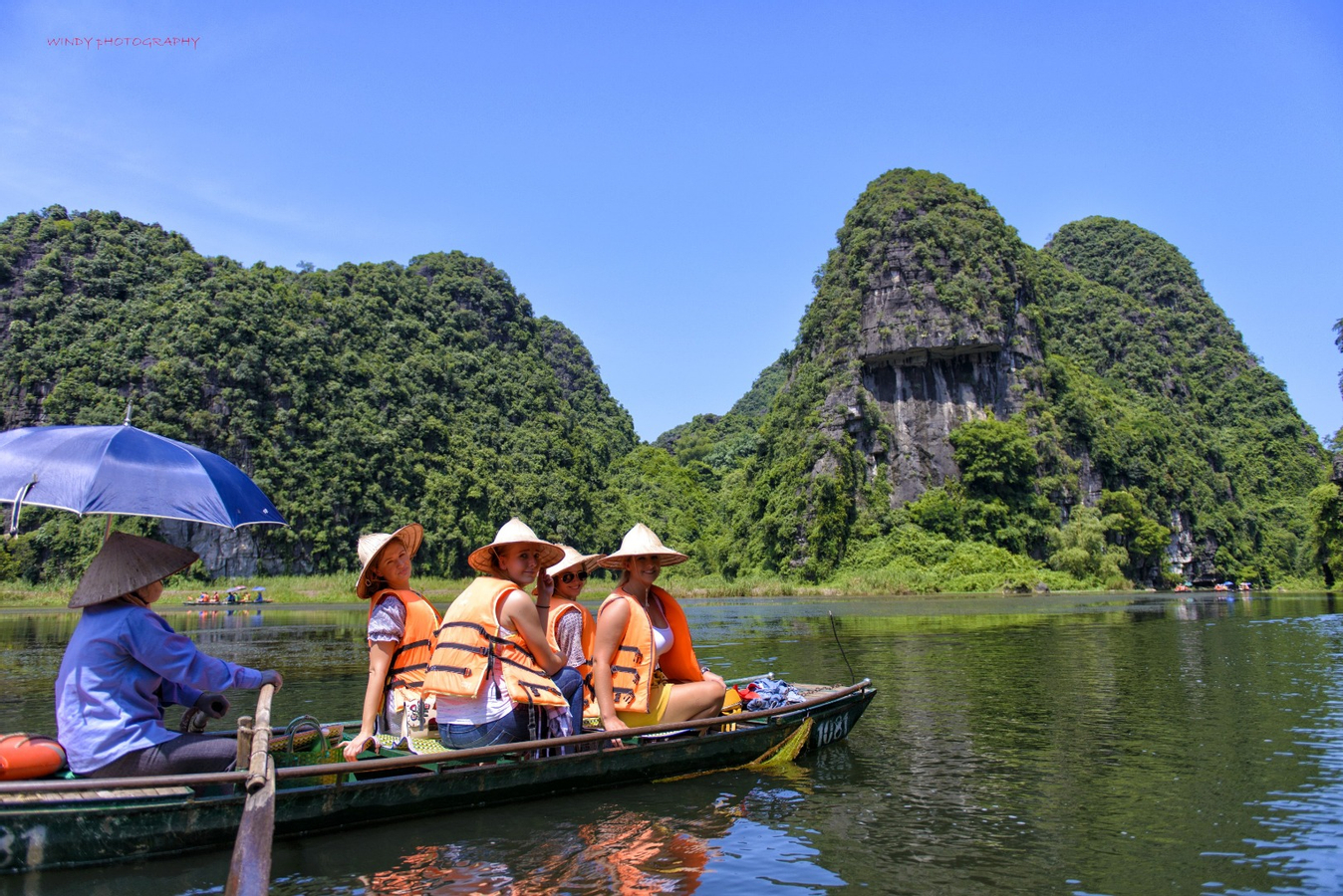 Hoa Lu, Trang An and Hang Mua Cave Day Tour from Hanoi j9mOee9W