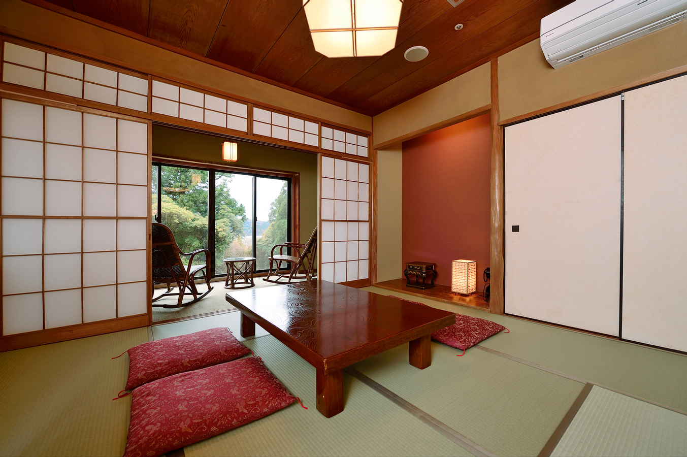 Ryuguden Honkan Hot Spring Experience in Kanagawa 0KaKuvRR