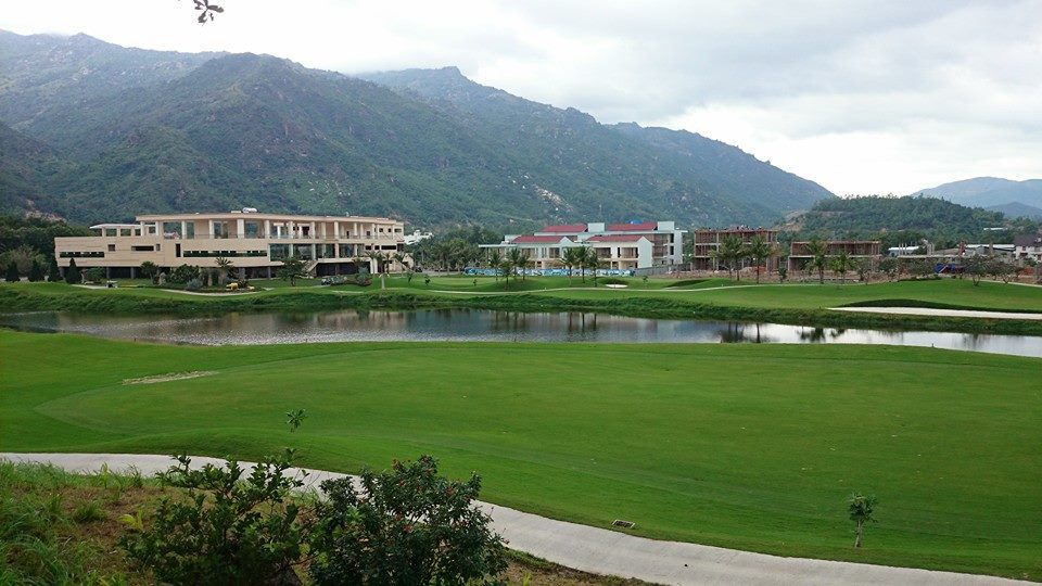 Private car to Golf Courses in Nha Trang, Cam Ranh and surrounding areas EPdsiItJ