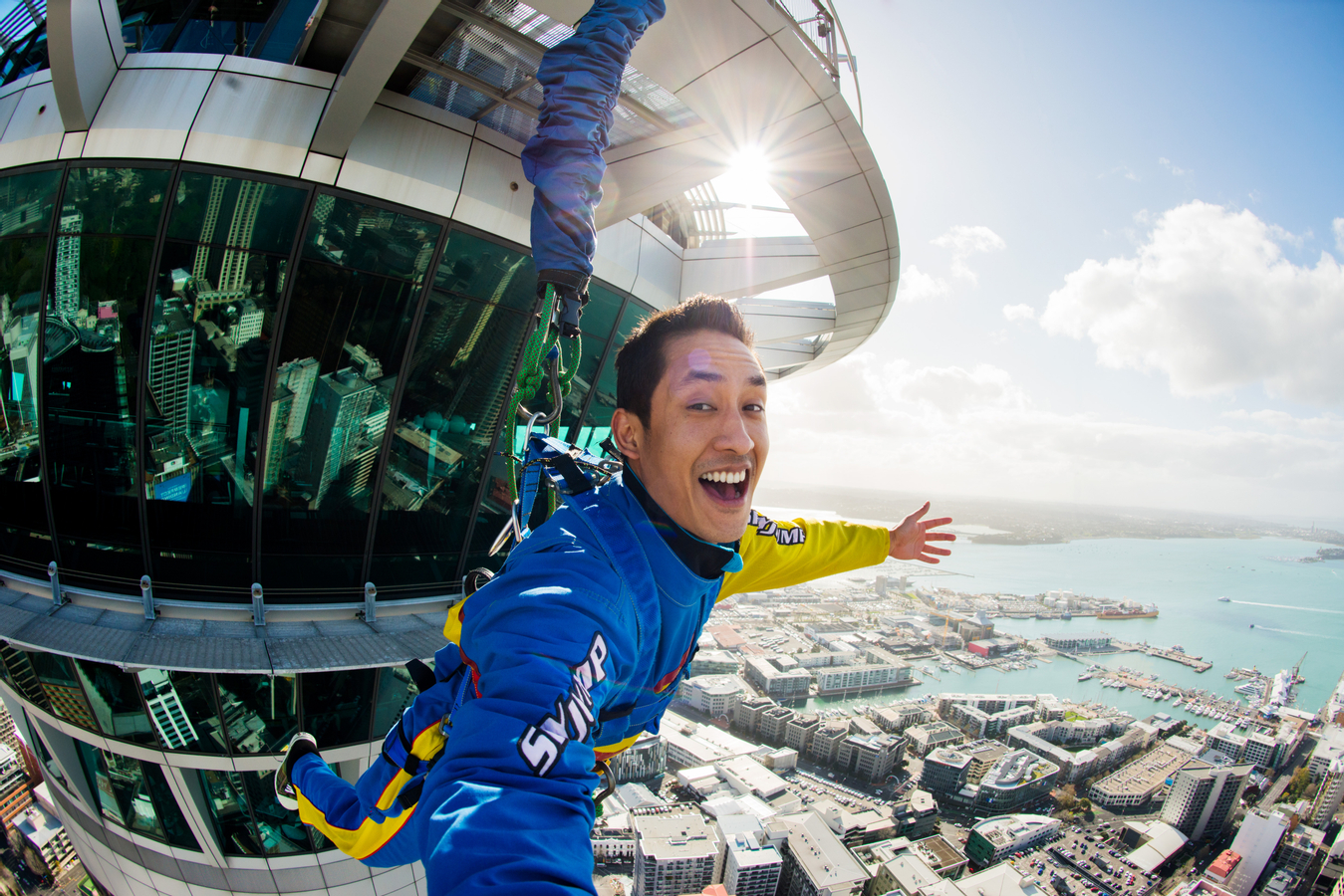 Auckland SkyWalk & SkyJump jG9FeqJb-backdrop