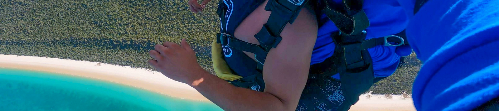 Airlie Beach Tandem Skydive C4XCnwla