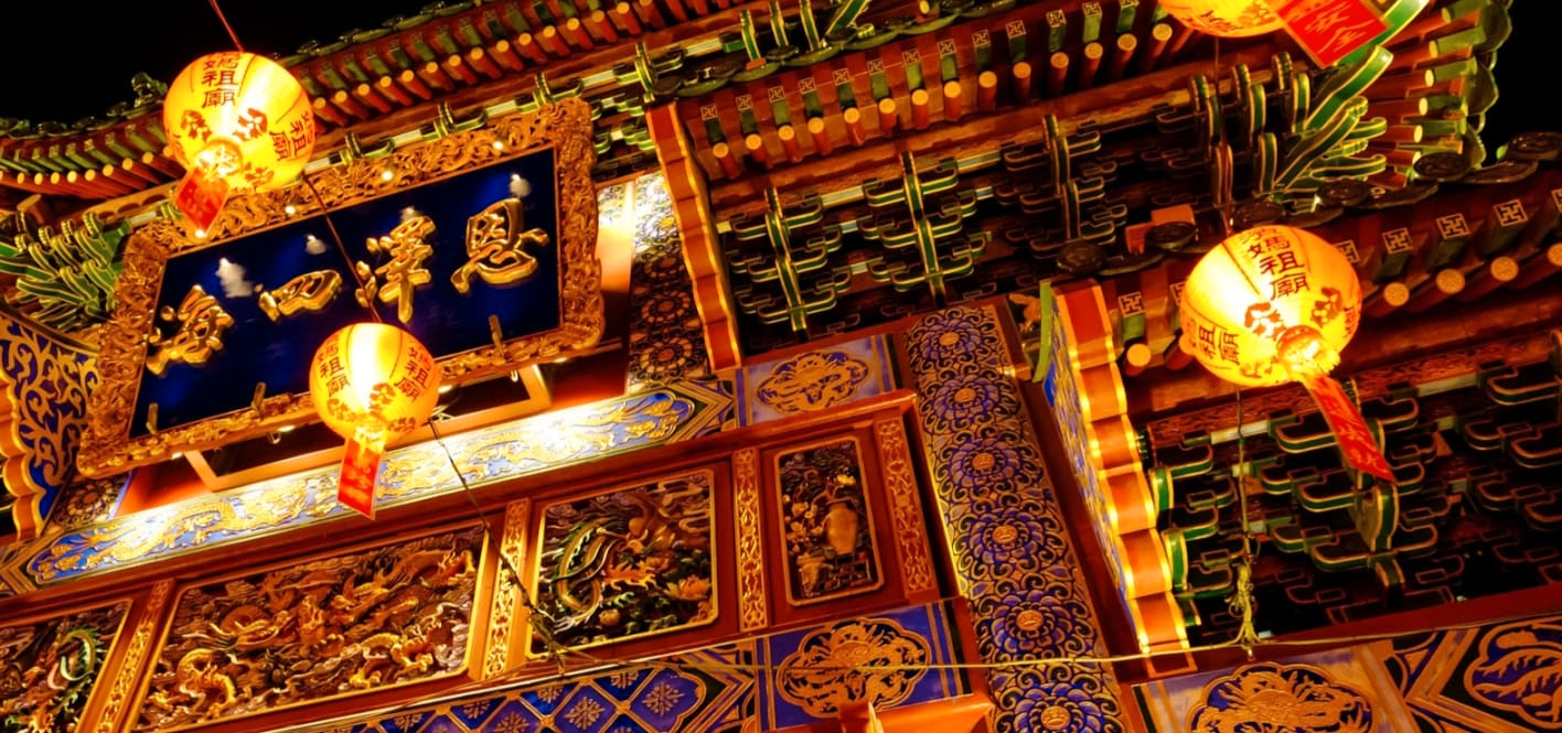 Yokohama Private & Personalized Introductory Tour with a Local huIY1O05