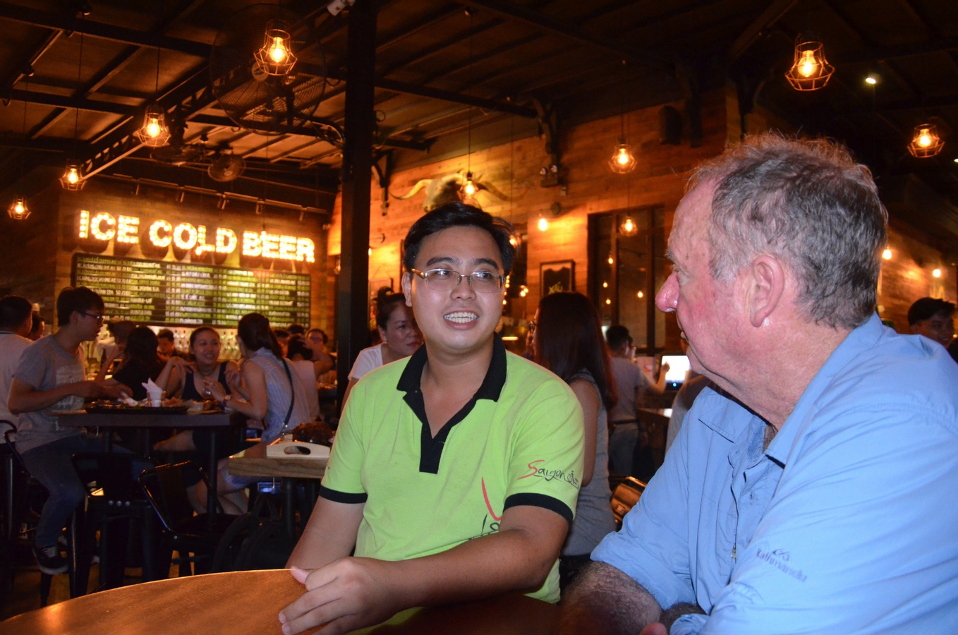 Saigon Craft Beer Tasting by Motorbike bB3PHTMe