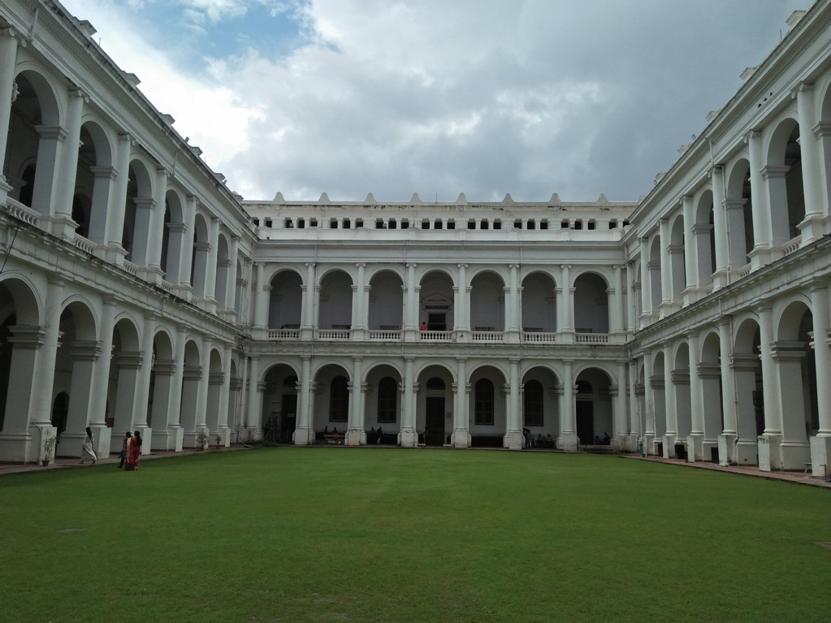 Kolkata Private Car Charter CgQS4egO