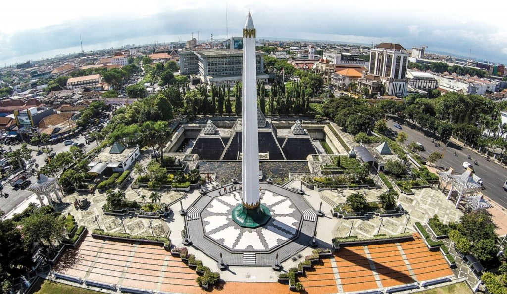 Surabaya Private Tour with Local Cuisine 5ebMbSrP