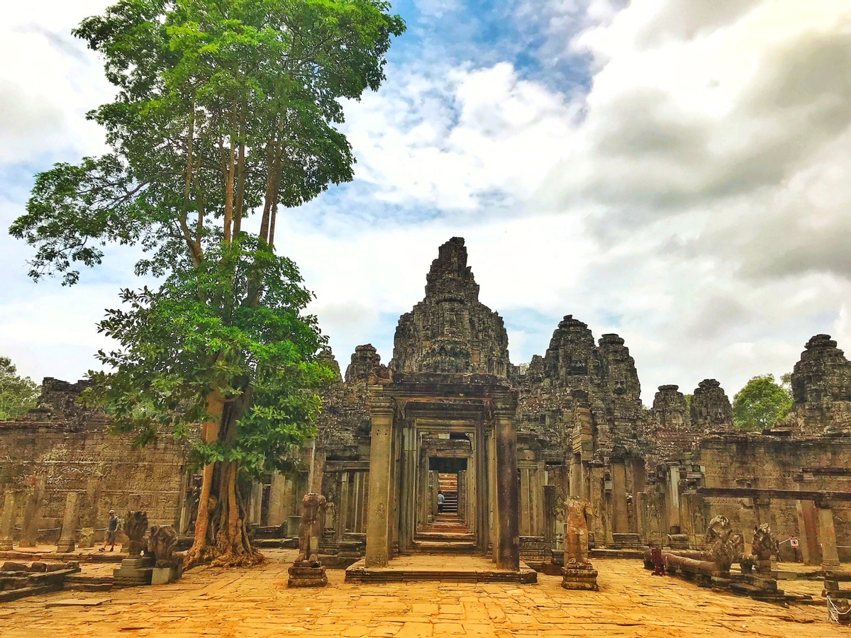 2 Day Angkor Exploration Private Tour by Tuk-Tuk Ob85doo2