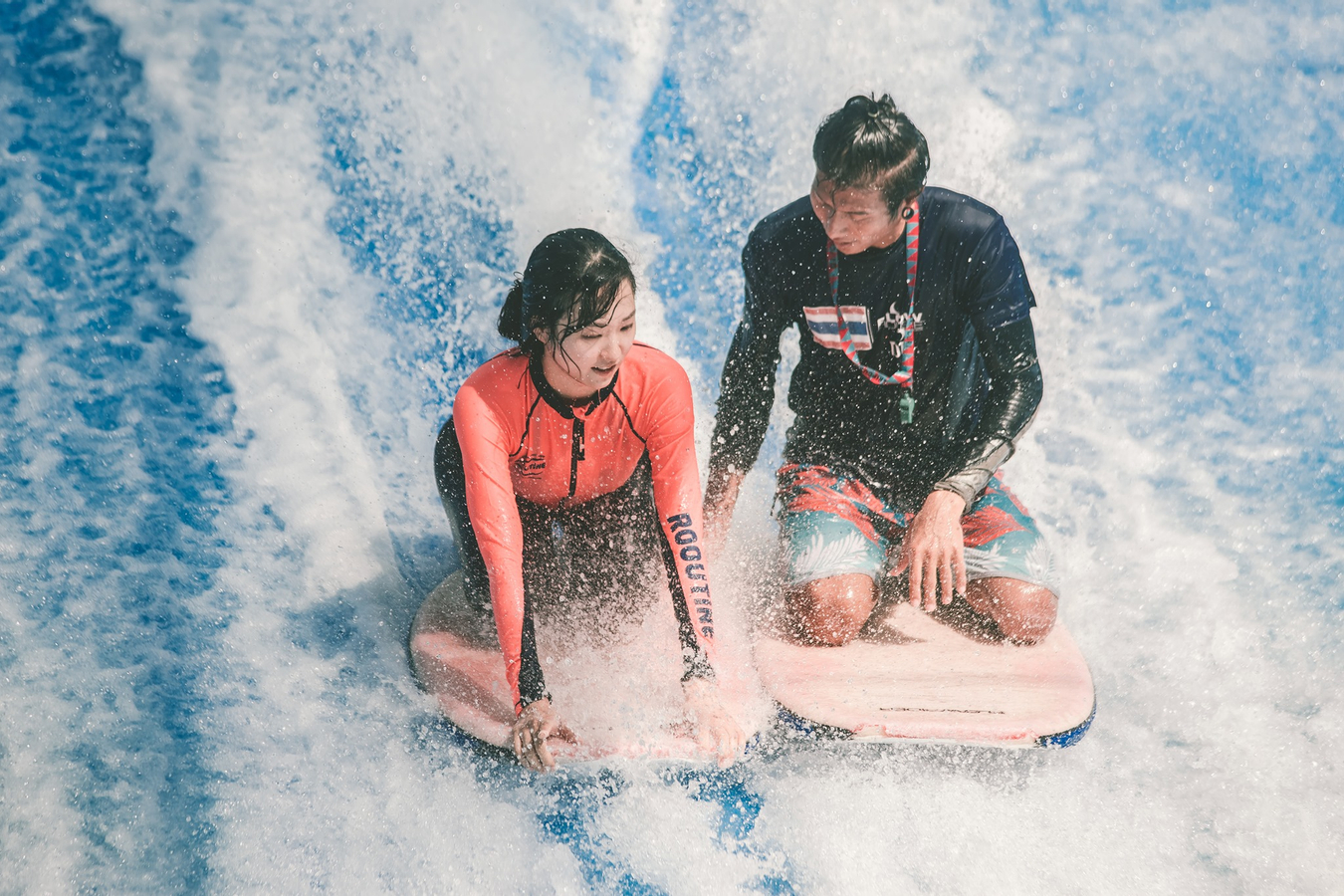 Surfing Experience by Flow House Bangkok 4m6tCwAl