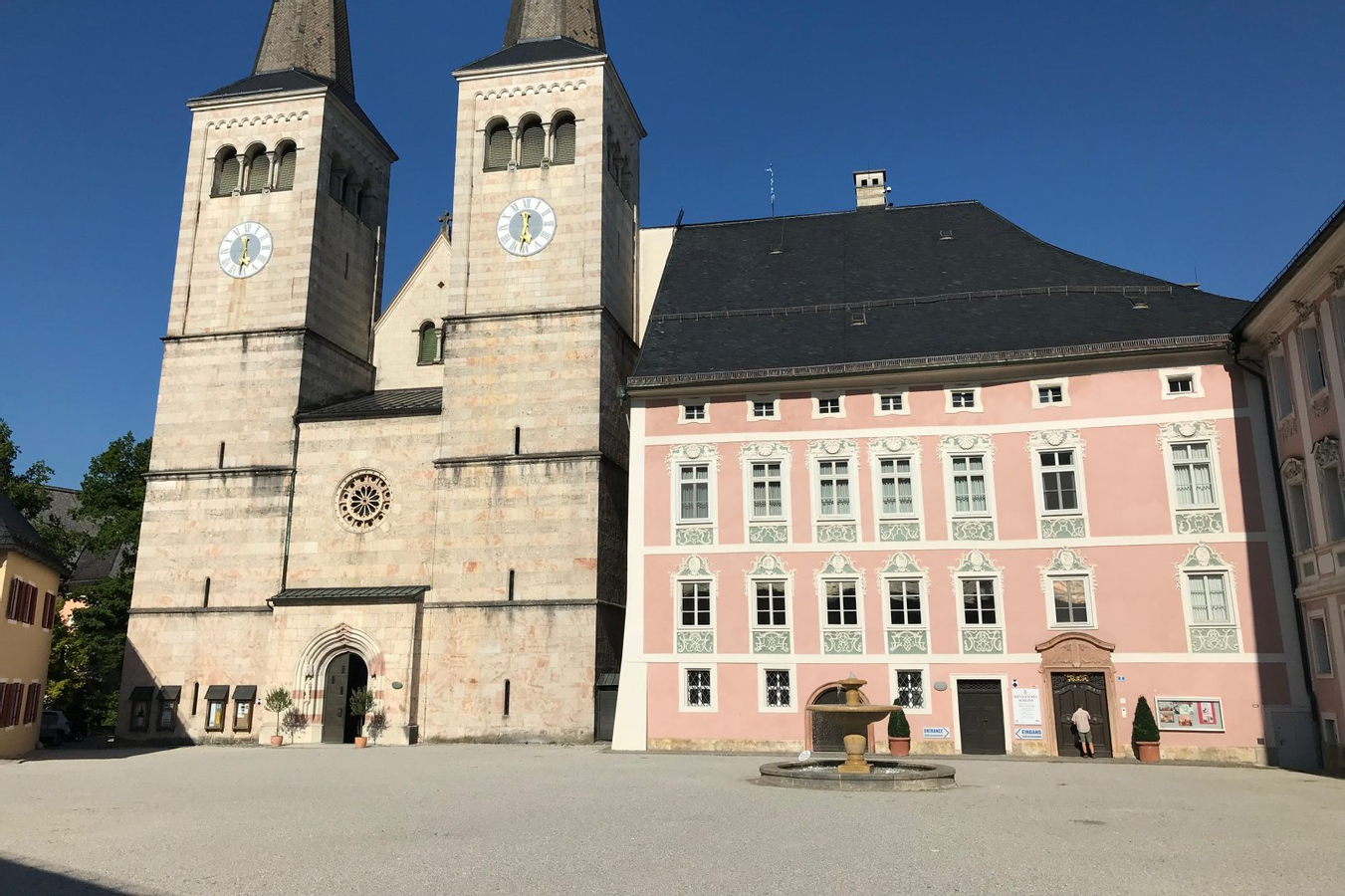 Eagle's Nest and Berchtesgaden Day Tour from Munich Ep01P75B