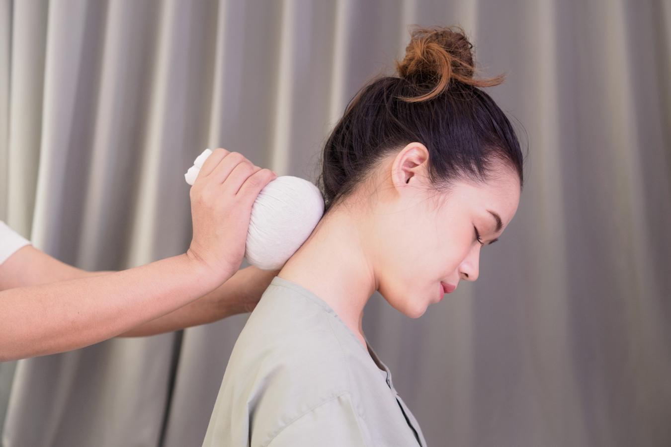 One More Thai Massage & Spa Experience at Chit Lom in Bangkok xc28bBi6