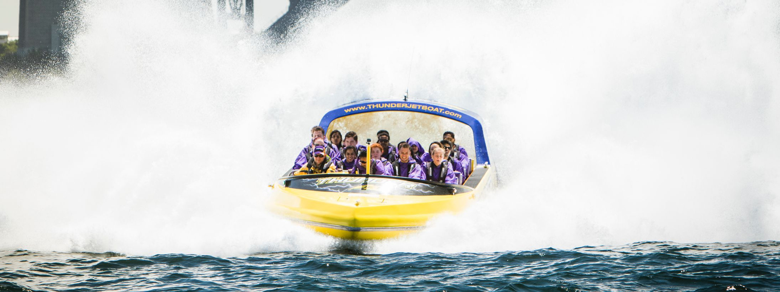 Sydney Harbour Jet Boat Adventure RaFC6vbc