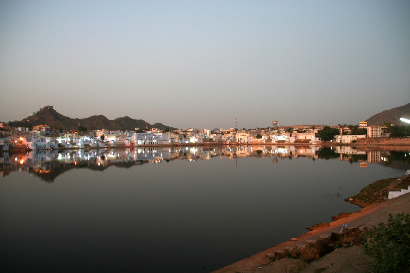 Private Car Charter in Pushkar OCTWQ30K