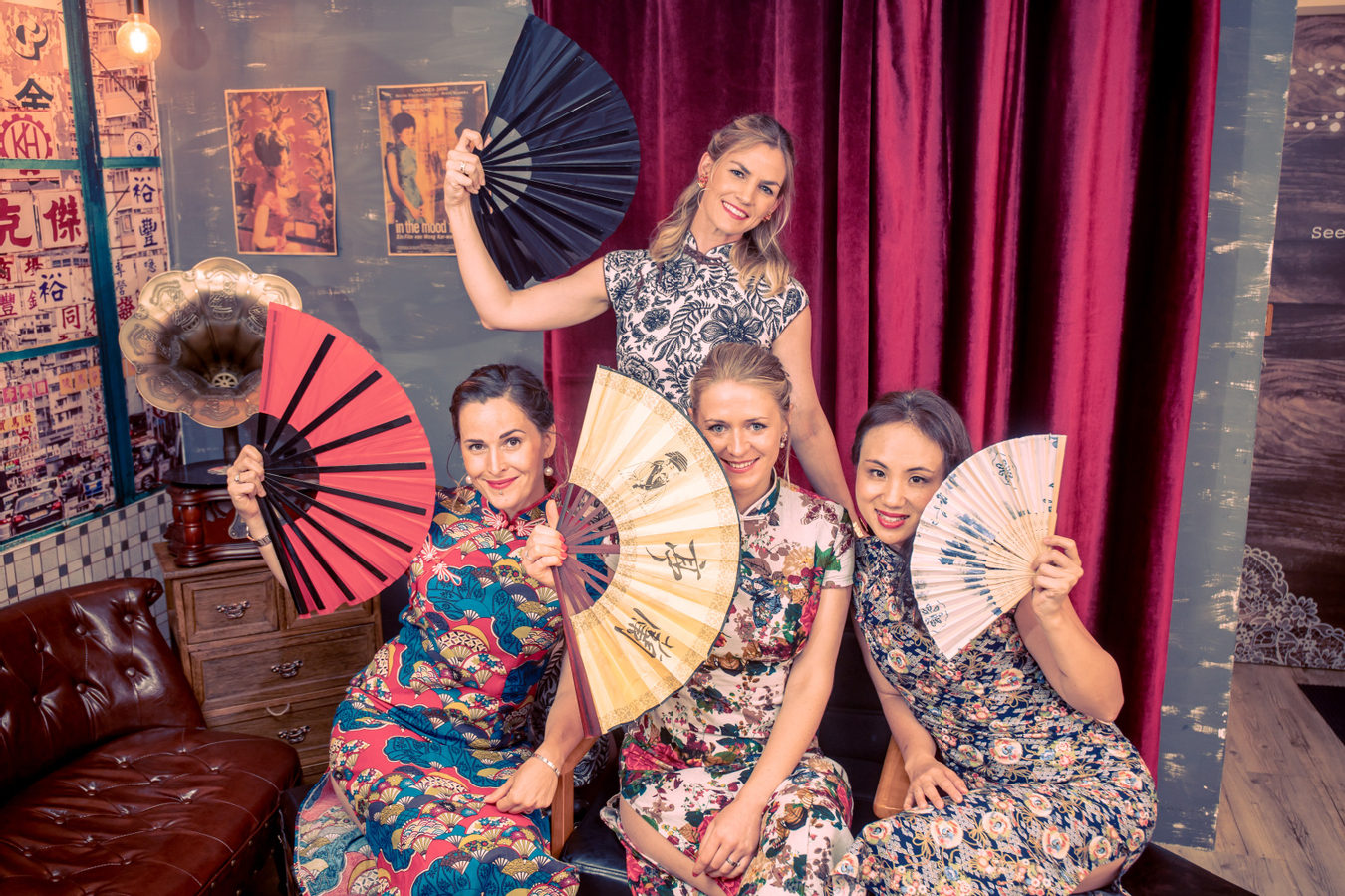 QiPao Rental and Photography Experience 1atH7VQD