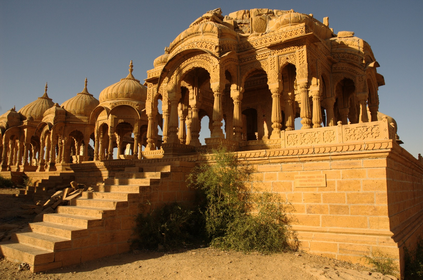 Jaisalmer Private Car Charter (4 / 8 / 12 hours) v8RrfpqM