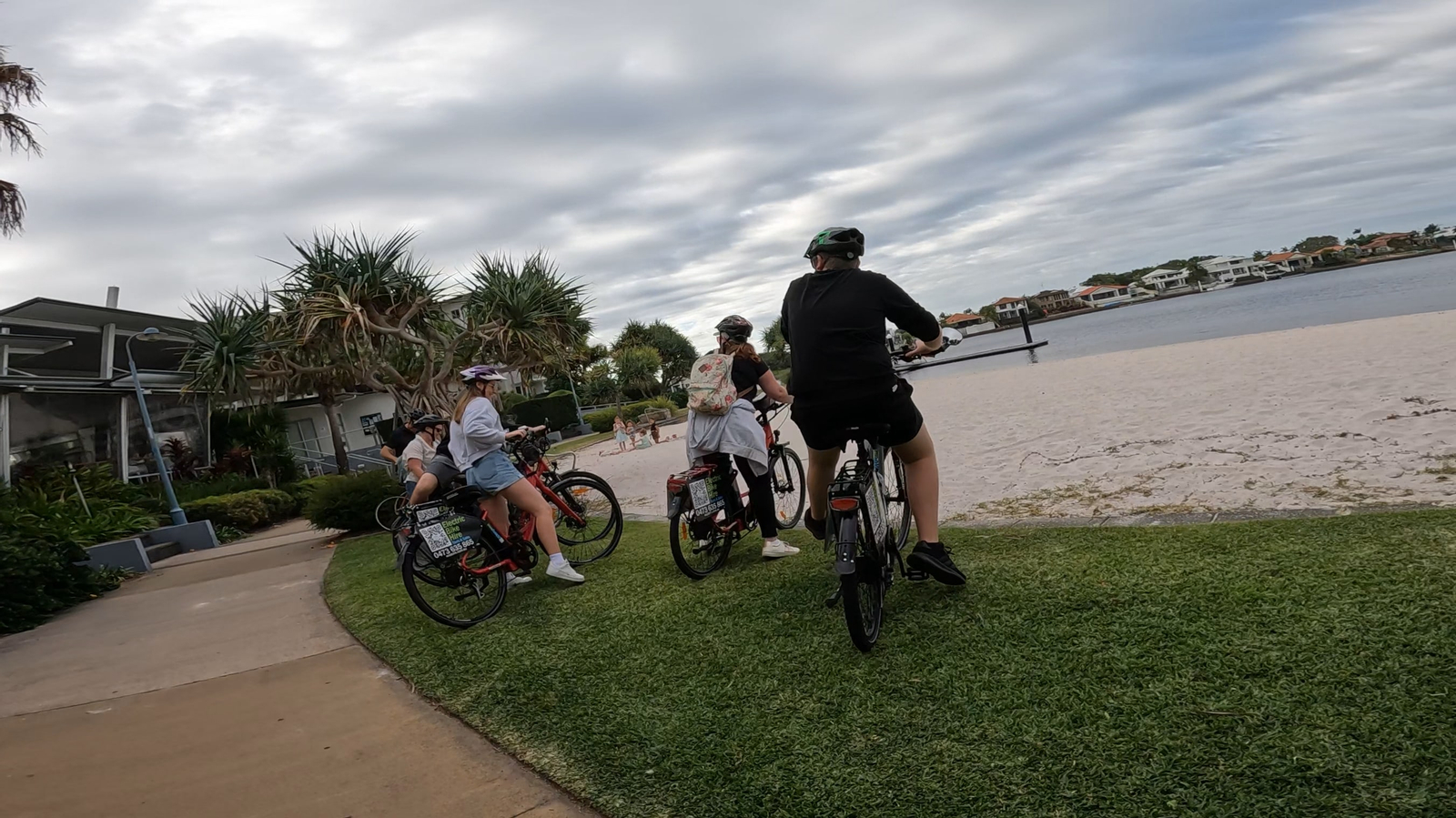 Pt Cartwright 3hr e-Bike Tour on the Sunshine Coast khxUshOF
