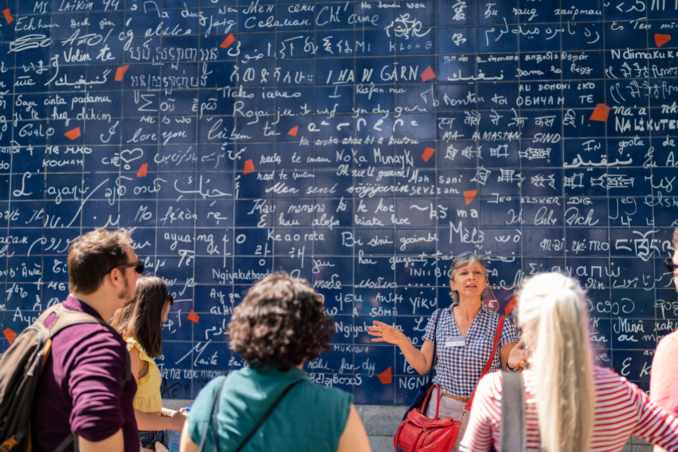 Iconic Neighborhoods of Paris Guided Walking Tour h5iByjeP-backdrop