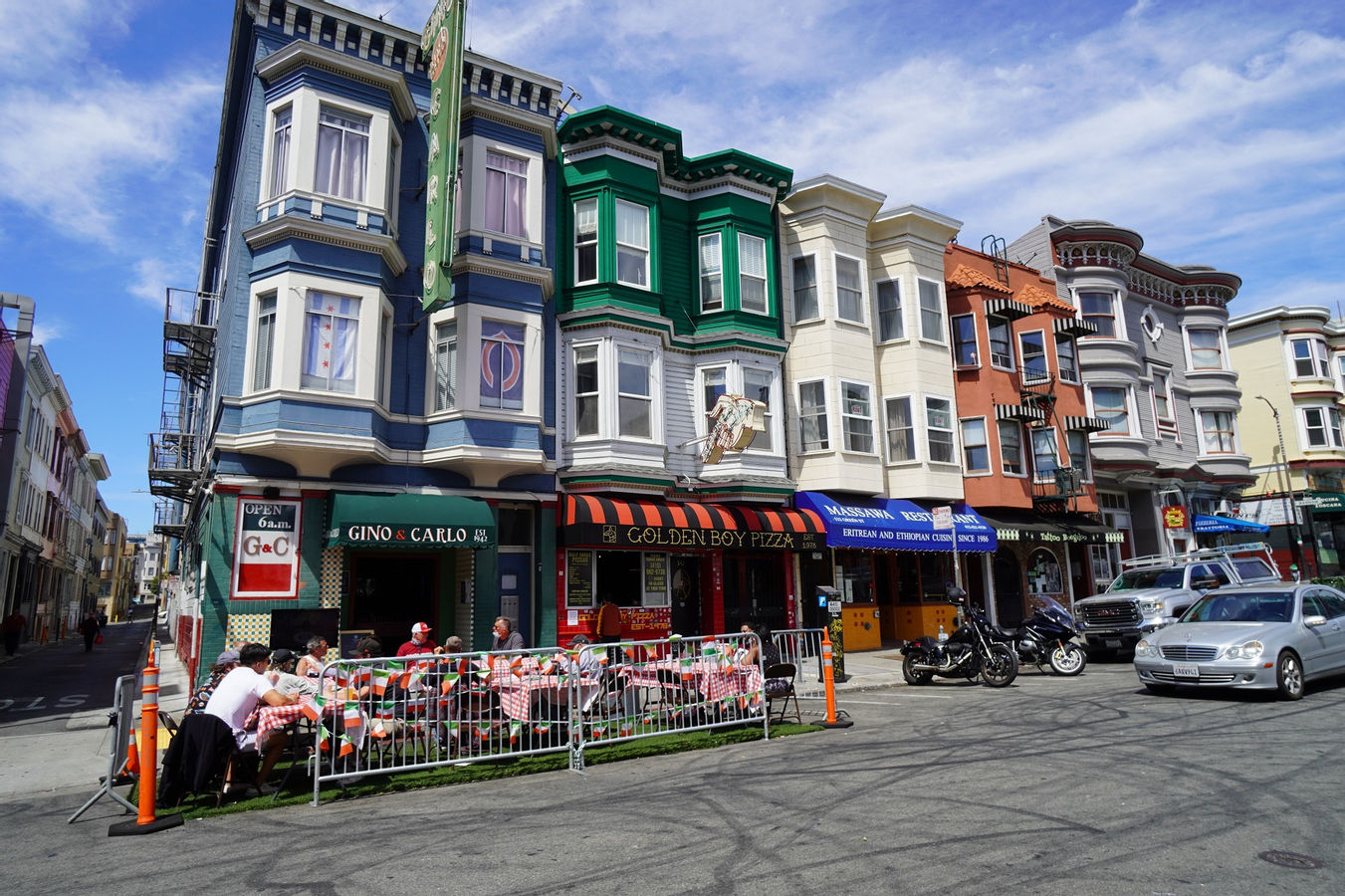 North Beach Food and History Small Group Walking Tour iDg8LQRV