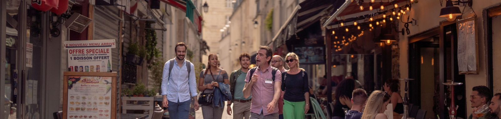 Iconic Neighborhoods of Paris Guided Walking Tour c6bMUTjo