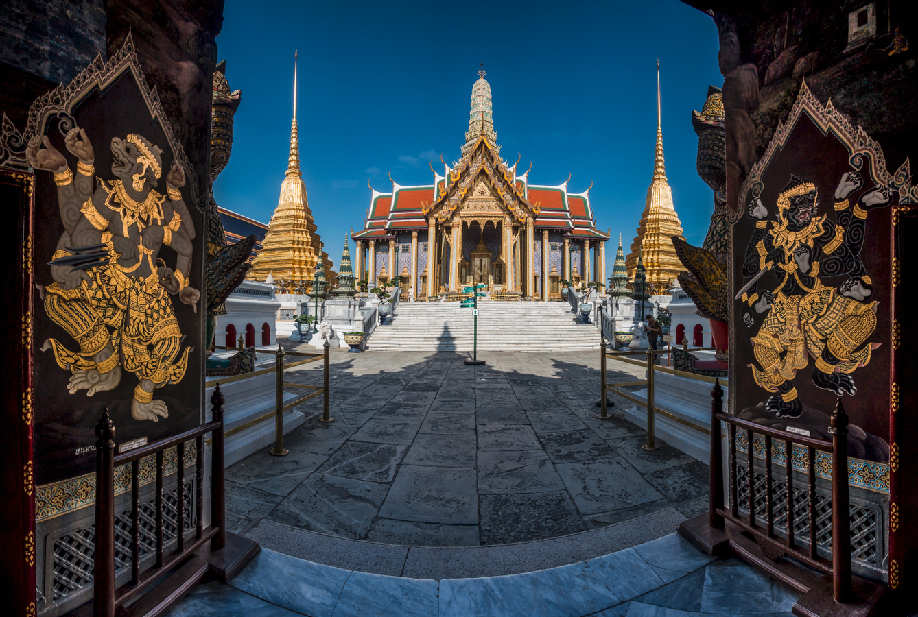 Bangkok Grand Palace & Wat Phra Kaew Guided Walking Tour h3BeOuz5