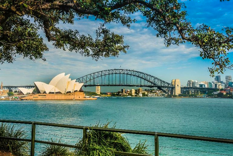Bondi and Sydney Half Day Sightseeing Tour yKYAnkqJ