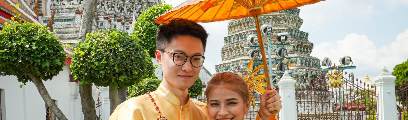 (Free eSIM)Thai Costume Photo Tour- Wat Arun in Bangkok(MyProGuide) fiWKdI1y