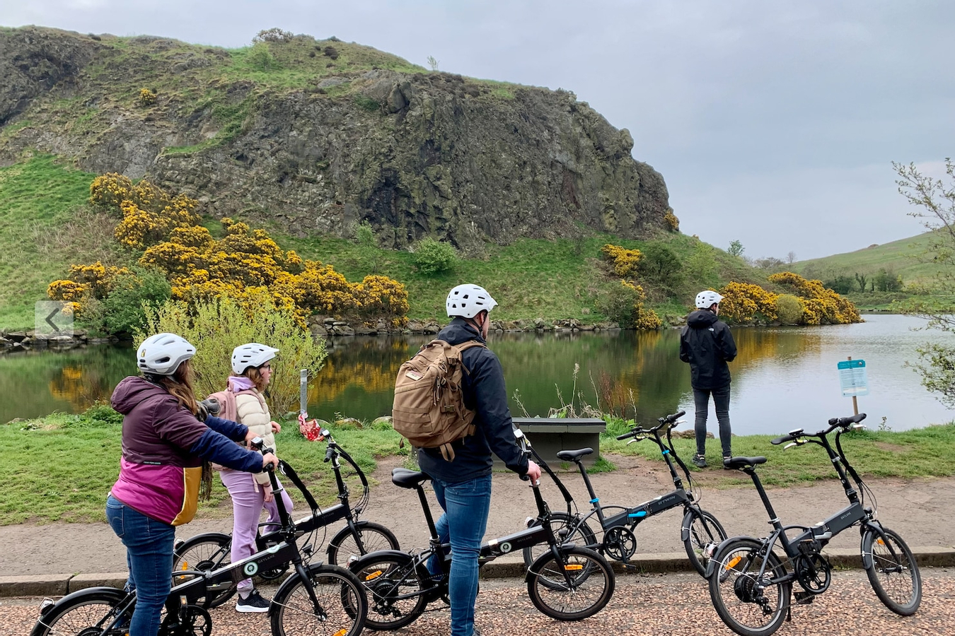 Edinburgh Royal History E-bike Tour YWScv8p7