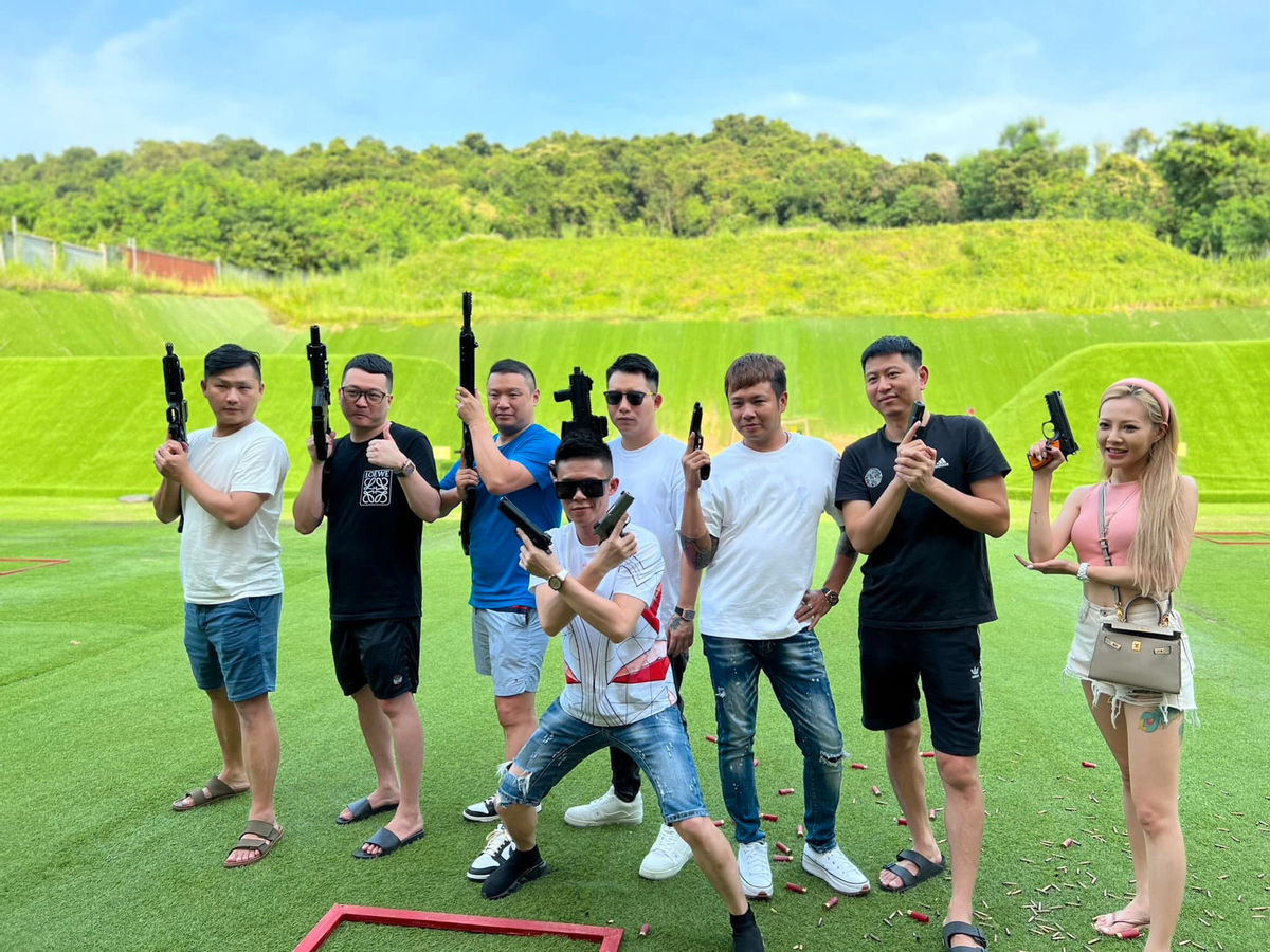 Tactics and Gun Shooting Range Experience in Pattaya Thailand ABWdSbCy