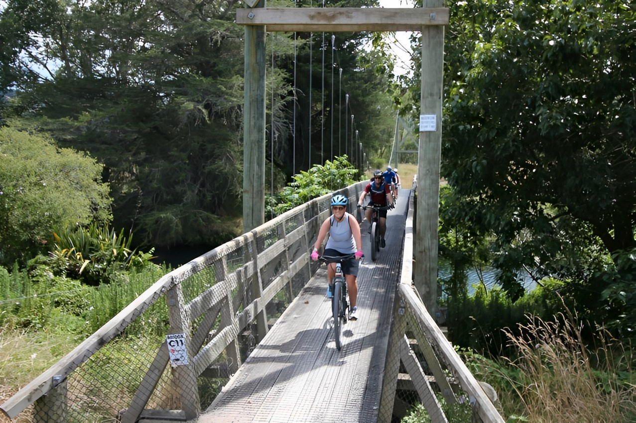 Natural Beauty Full Day Ebike Tour GDE819Xt