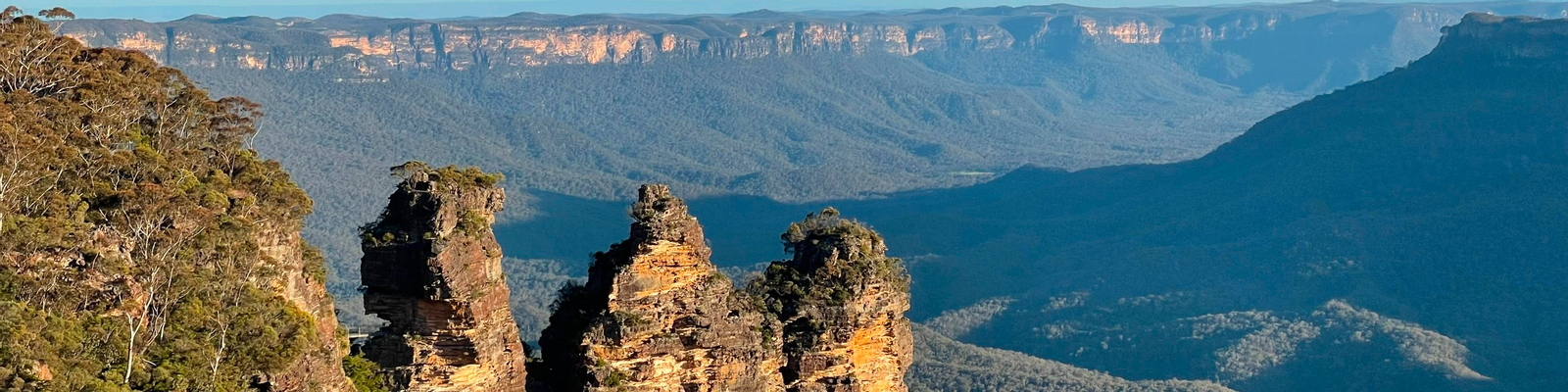 Blue Mountains Hike the World Heritage DNlPDaNG-backdrop