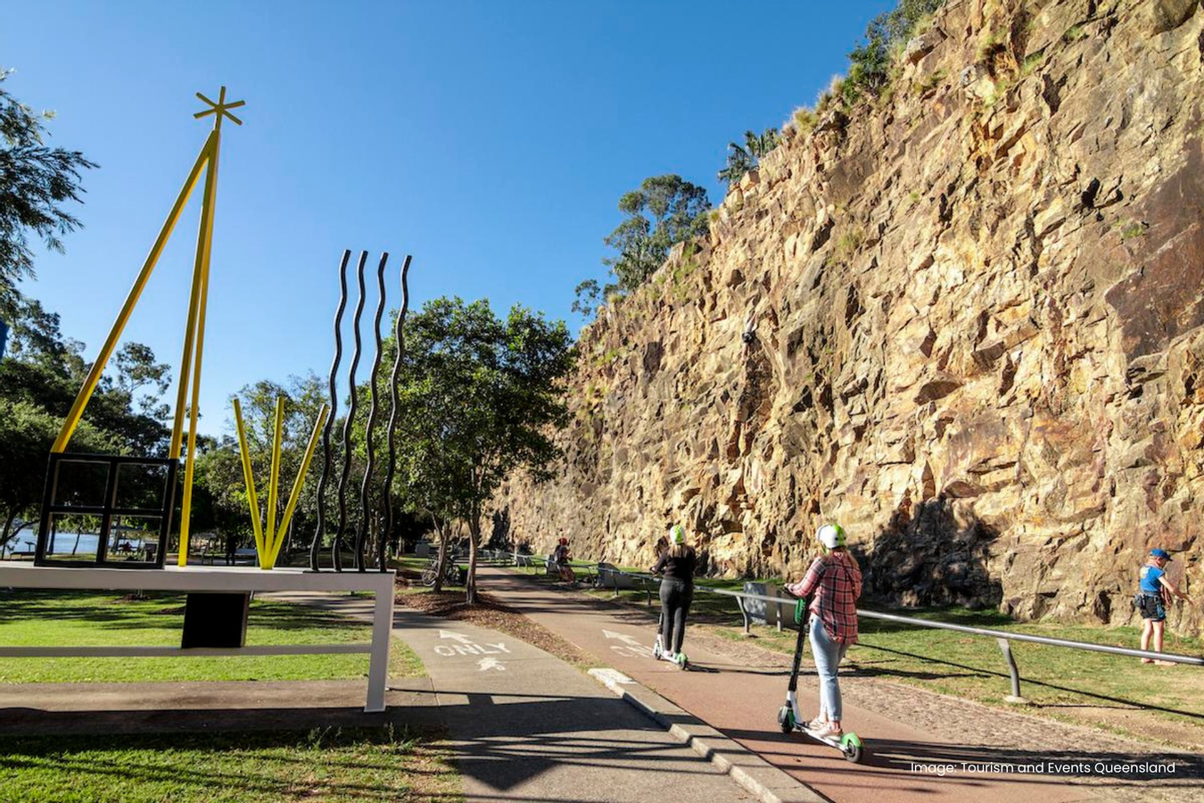 Brisbane City Highlight Tour with Entry to Lone Pine Koala Sanctuary QpV3hkba-backdrop