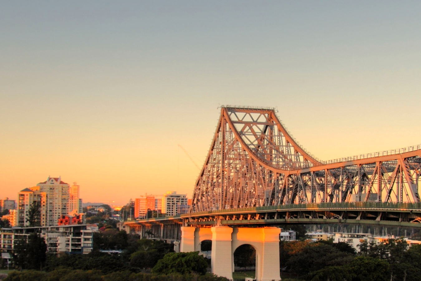 Brisbane City Highlight Tour with Entry to Lone Pine Koala Sanctuary 9x19sjjD