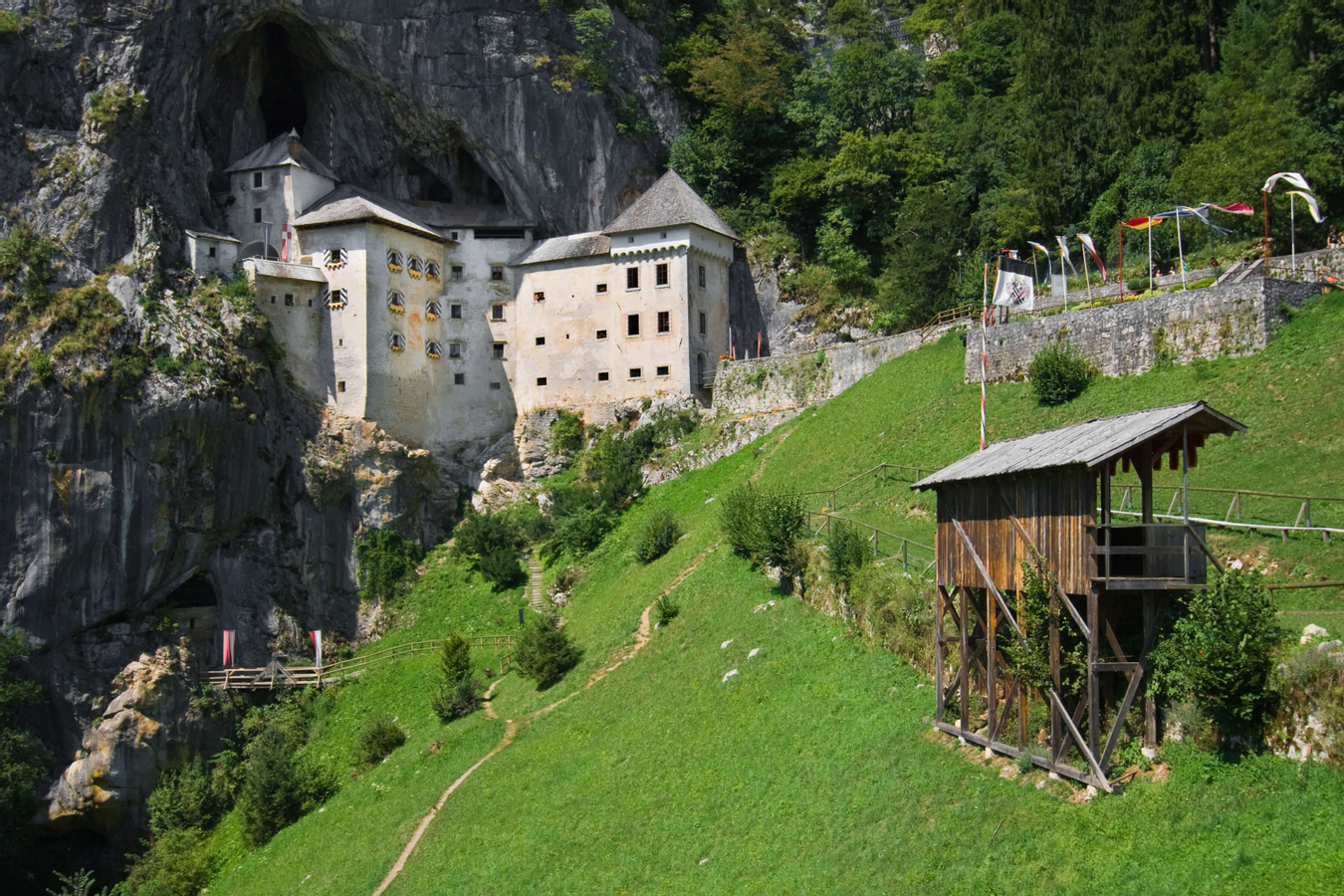 Lake Bled, Postojna Cave, & Predjama Castle Day Tour from Ljubljana wRPcQQ4I-backdrop