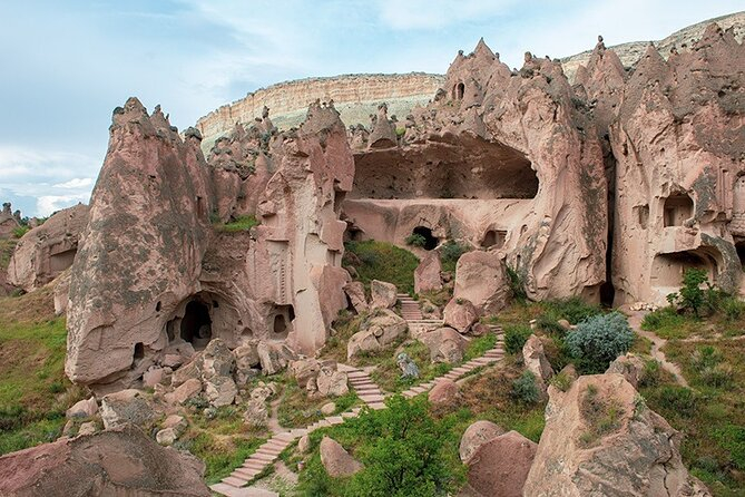 Cappadocia: Guided Red Tour including Lunch with Hotel Transfers I0QGFvN7