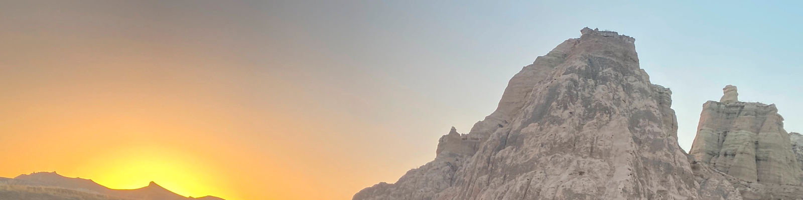 Fairy Chimneys Guided Horseback Tour in Cappadocia JtMhUt48-backdrop